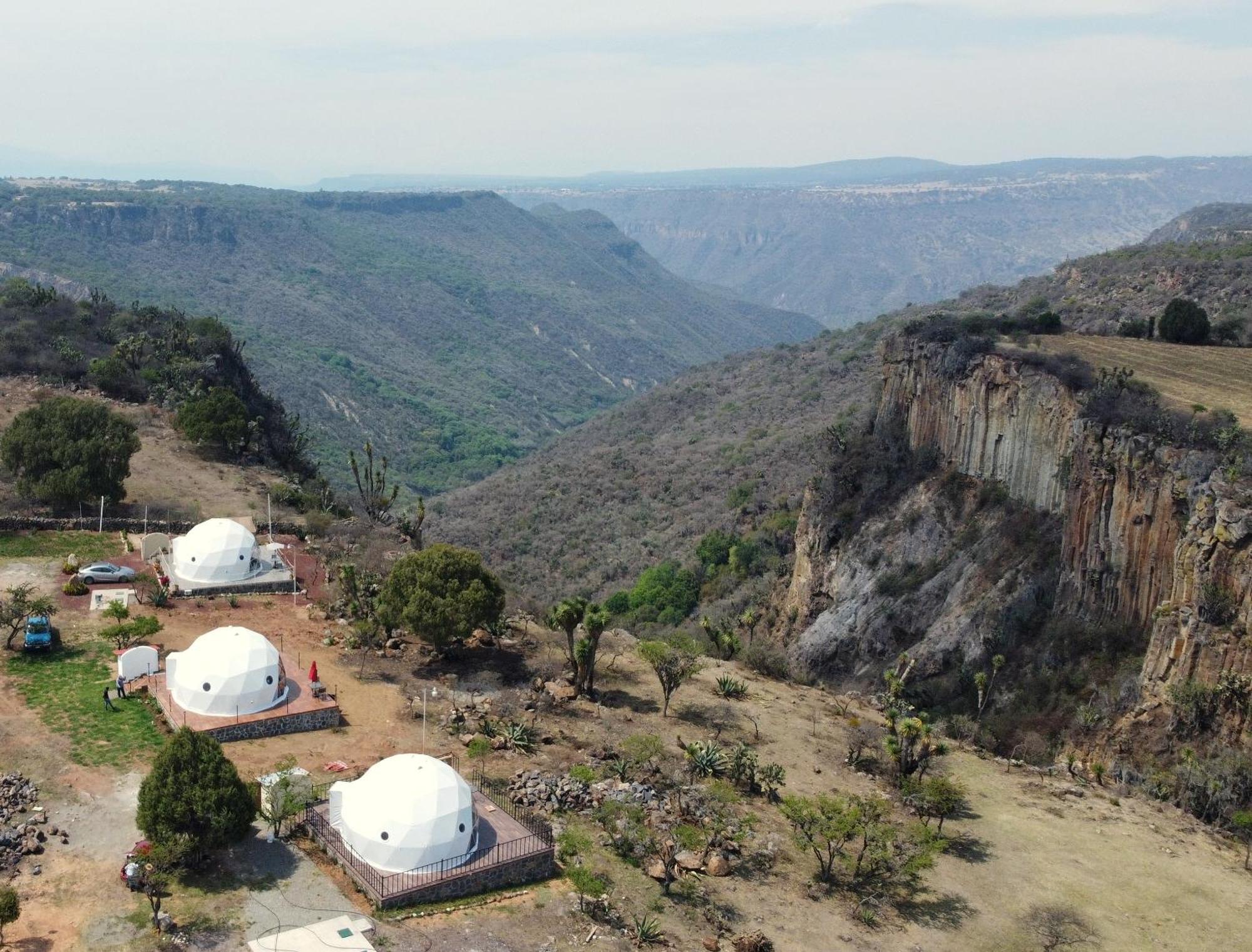 Отель El Gato Glamping Con Vista A Prismas Basalticos Уаска-де-Окампо Экстерьер фото